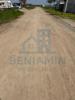 Teren intravilan zona Aeroport-800mp-28.000 euro-Deschidere 20x40m - imagine 4