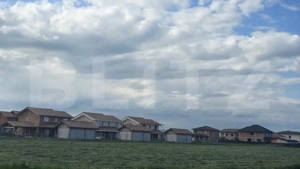 Teren intravilan 40.000 mp in Plopi