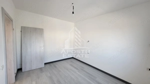 Duplex nou,pe parter,3 camere,2 bai,Dumbravita,la cheie - imagine 2