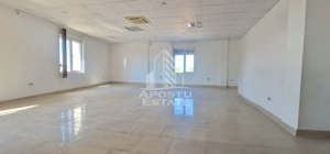 Spatiu de birouri, - imagine 3