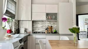 Apartament cu 3 camere de vanzare, etajul intai, Dumbravita - imagine 3