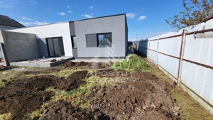 Duplex nou,pe parter,3 camere,2 bai,Dumbravita,la cheie - imagine 15
