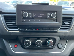 Renault Trafic - imagine 17