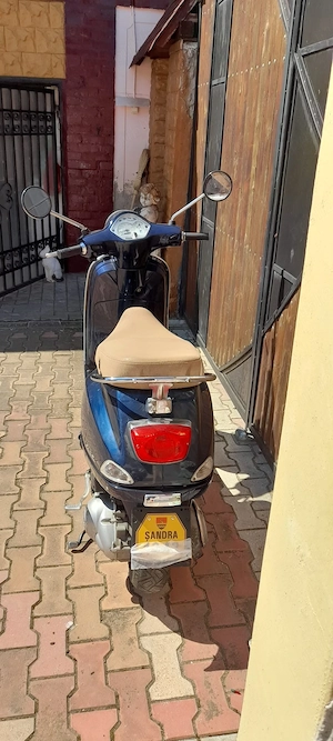 Vând scuter - imagine 3