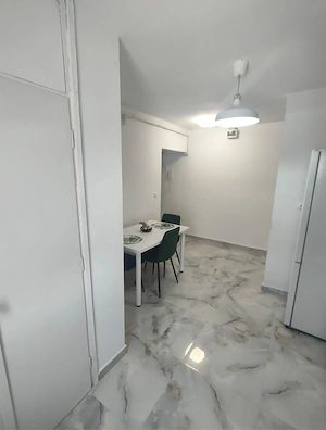 Apartament cu 2 camere-Calea Șagului - imagine 3