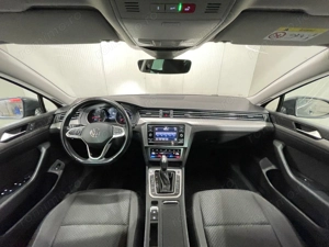 Volkswagen Passat - imagine 7