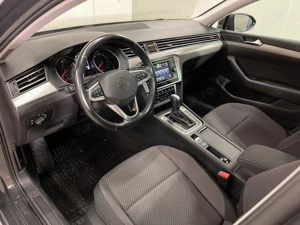 Volkswagen Passat - imagine 5