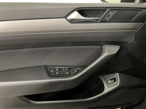 Volkswagen Passat - imagine 20
