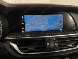 Alfa Romeo Stelvio - imagine 16