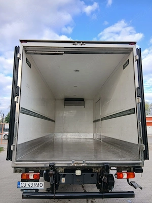 Vând autoutilitară frigorifică Mercedes-Benz, ATEGO - imagine 4