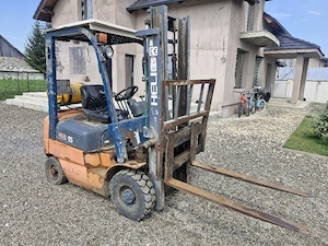 Vând stivuitor Heli 1.5 t