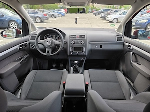 VW Touran 7 locuri 2012 1.6 TDI 105 CP euro 5   RATE fara avans - imagine 5