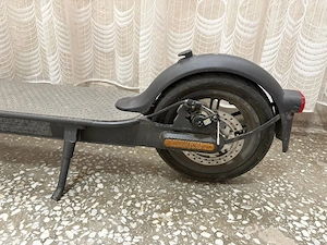 Trotinetă electrică 
