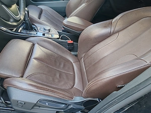 BMW x1 2017 unic proprietar  - imagine 4