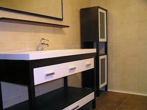 Particular VAND Apartament de vacanță cu curte proprie in MAMAIA NORD (170 mp, 300 m de plajă) 