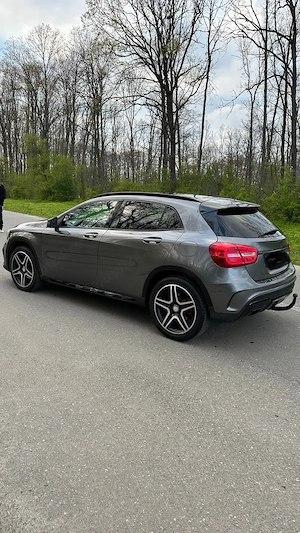 Mercedes GLA 200D AMG - imagine 2