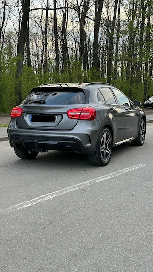 Mercedes GLA 200D AMG - imagine 8