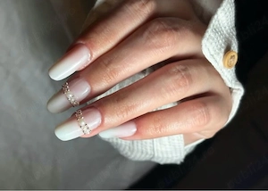 manichiura cu gel Bucuresti sector 4