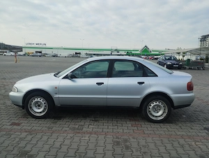 Audi A4 B5 1.6 benzină vopsea originala fara rugină  - imagine 5