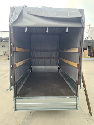 Remorca auto 1.3 to - imagine 2