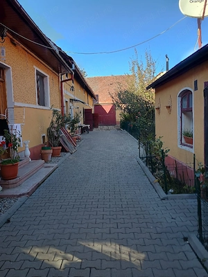 Proprietate deosebită cu teren generos   spațiu, versatilitate și potențial