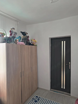 Vând casă la curte - imagine 6