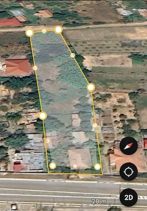 Teren intravilan +casa bătrânească 