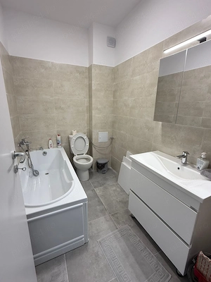 Inchiriere apartament 2 camere sector 4  - imagine 5