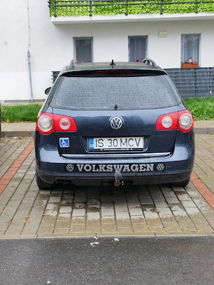 Volkswagen Passat adaptat persoane cu dizabilități - imagine 2