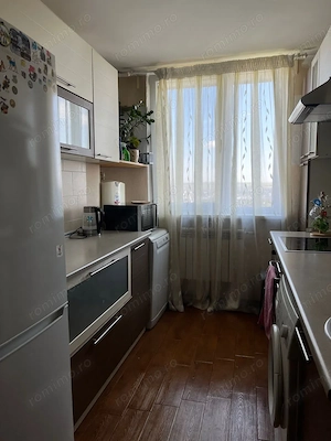 apartament de 3 camere Piata Romana  - imagine 3