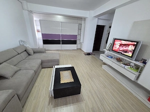 Proprietar  vand apartament  2 camere Militari - imagine 3