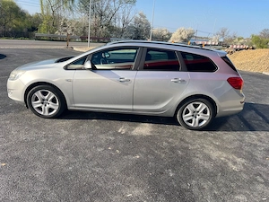 opel astra j 2012 - imagine 2