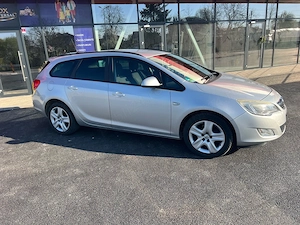 opel astra j 2012