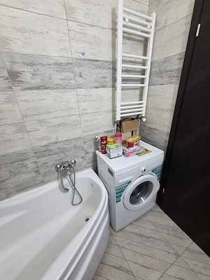 Proprietar  vand apartament  2 camere Militari - imagine 5