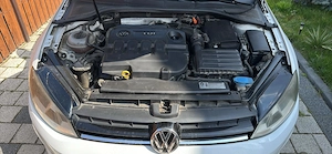Volkswagen Golf 1.6 TDI DPF BlueMotion Technology Trendline - imagine 9