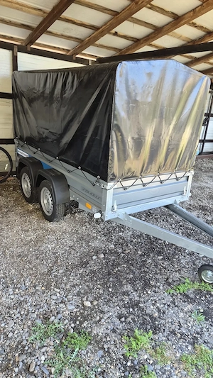 Remorca 750 kg doua axe an 2025