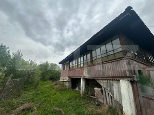 Casa cu Teren 2000 mp Curtisoara