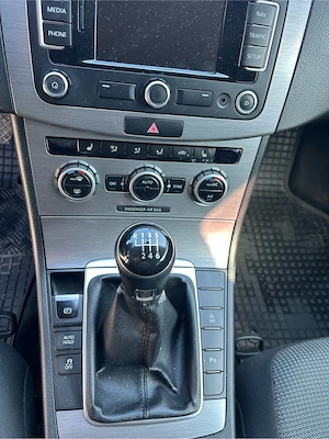 Vw passat B7 2.0tdi - imagine 7