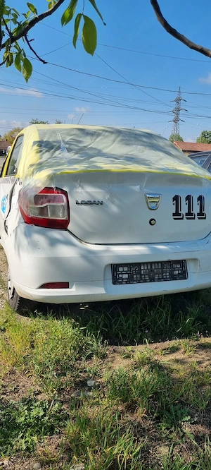 Vand Dacia Logan Avariat