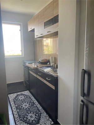 Inchiriez apartament