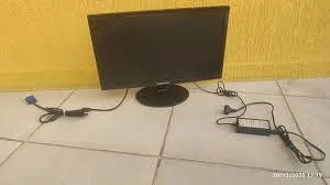 Monitor LED Samsung de 51 cm model S20A300B