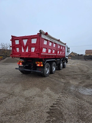 Mercedes Actros 8x4  - imagine 5