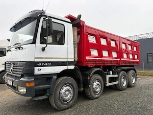 Mercedes Actros 8x4 