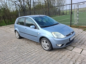 Vând ford fiesta 1.4 tdci  - imagine 5