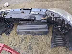 Vând bară faruri Peugeot 407 - imagine 4