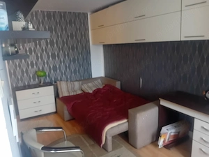 Garsoniera Piata Maratei 22mp etaj 3 renovata mobilata termopan termoizolata