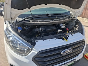 Autoutilitara Ford - imagine 4