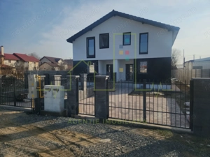 Duplex in Mosnita noua. Pozitie foarte buna. Se pot face 3 dormitoare