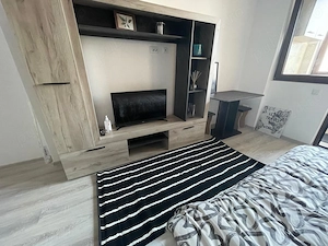 Închiriez garsoniera zona PALAS - imagine 4