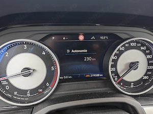 VW Touareg 2019 286 cp cu 219000 km - imagine 3